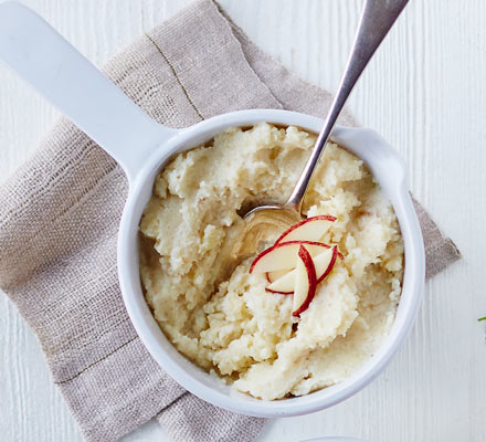 Celeriac, apple & horseradish mash