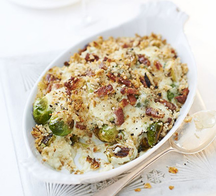 Roasted sprout gratin with bacon-cheese sauce