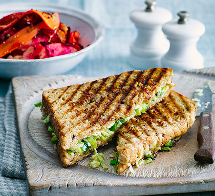 Leek & Wensleydale toasties with quick pickle