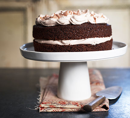 Low sugar chocolate sandwich cake