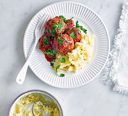 Pork & pepper meatballs on parsnip mash