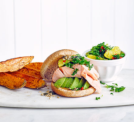 Salmon burgers with kale salsa