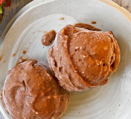 Vegan chocolate banana ice cream