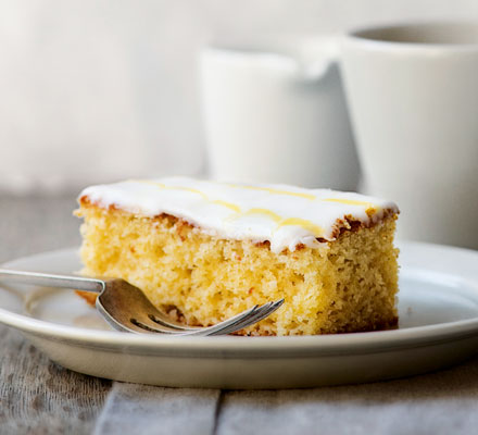 Lemon drizzle slices