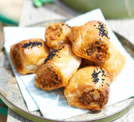 Spanish sausage rolls