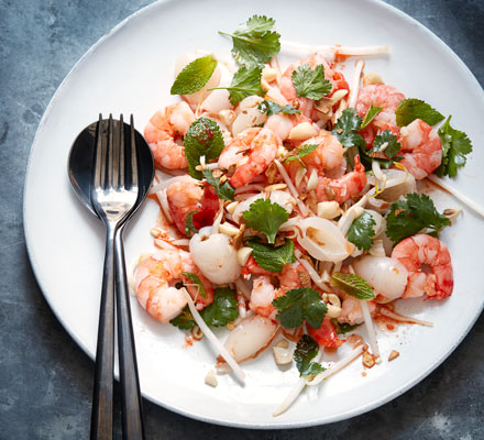 Thai prawn & lychee salad