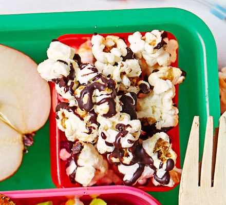 Chocolate-drizzled popcorn