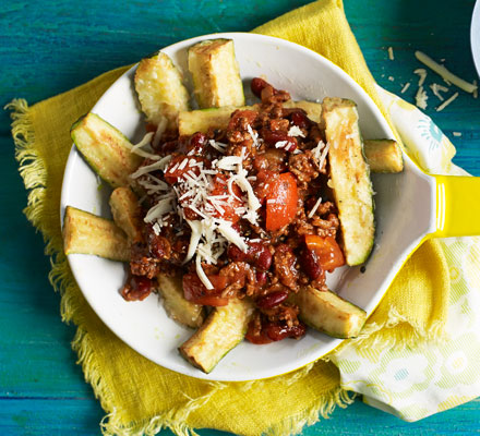 Chilli cheesy courgette chips