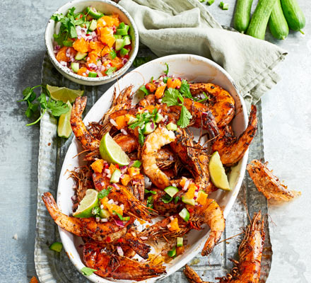 Spiced blackened prawns with clementine salsa