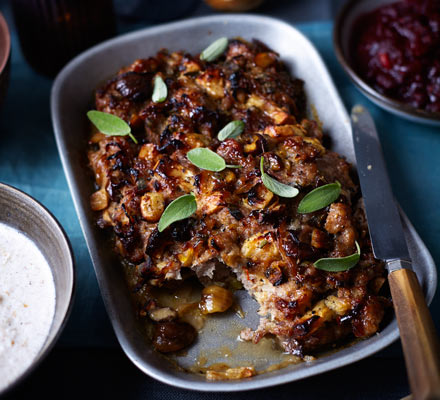 Crispy traybake stuffing