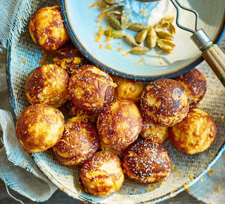 Blood orange & cardamom pancakes (aebleskiver)