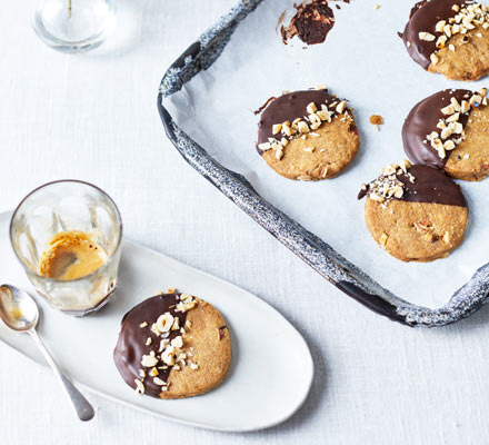 Espresso, hazelnut & chocolate shortbread