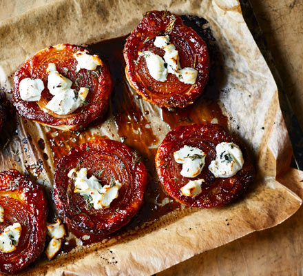 Onion & goat’s cheese tarts