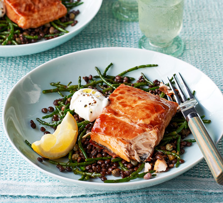 Grilled sea trout, prosciutto, samphire & lentils