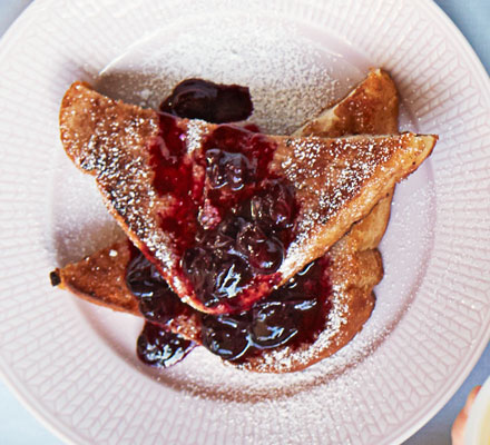 Cinnamon & blueberry French toast