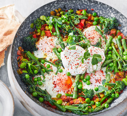 Pea & broad bean shakshuka