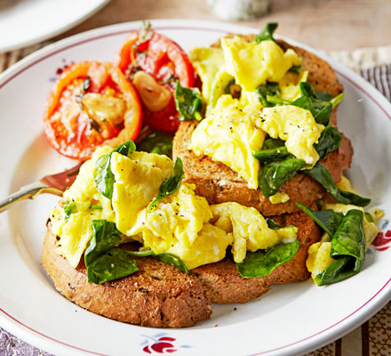 Scrambled eggs & slow-roast tomatoes on toast