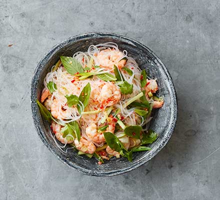 Spicy prawn noodle salad