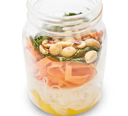 Noodle jar salad