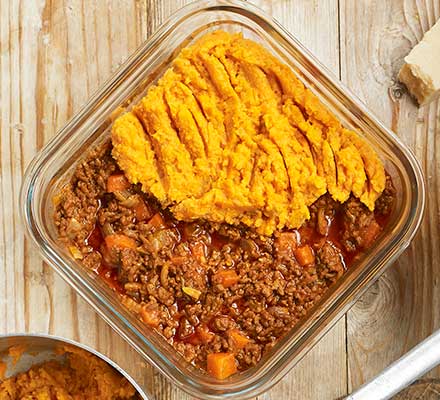 Sweet potato-topped cottage pie