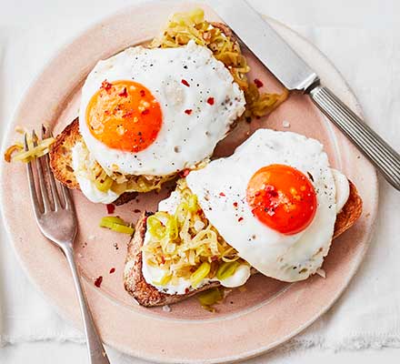 Chilli & garlic leeks with eggs on toast