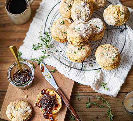 ‘Cheesy’ vegan scones