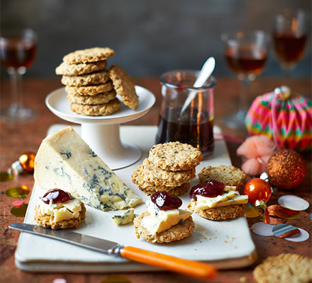 Caraway oatcakes with stilton & damson jam