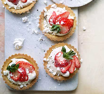 No-cook strawberry & balsamic tartlets