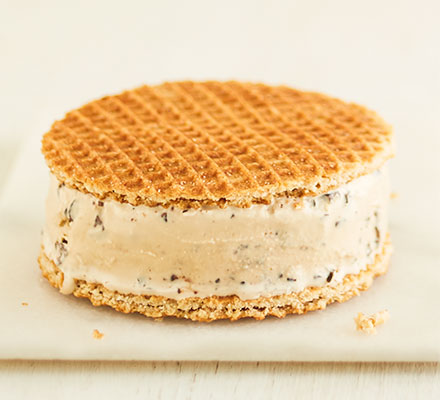 Caramel & coffee ice cream sandwich