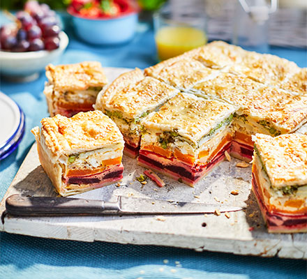 Veggie rainbow picnic pie