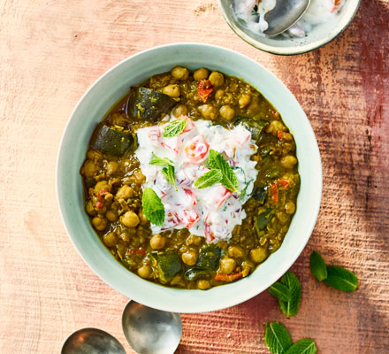 Aubergine dhal with tomato & onion raita