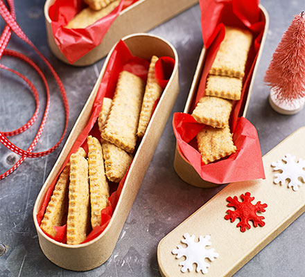 Cheese & rosemary biscuits