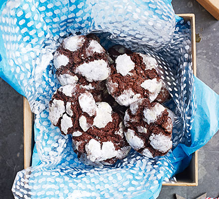 Snowy chocolate crackle biscuits