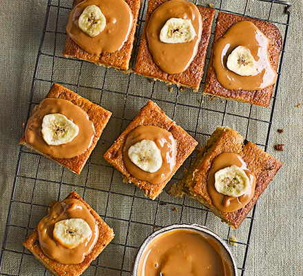 Banoffee traybake