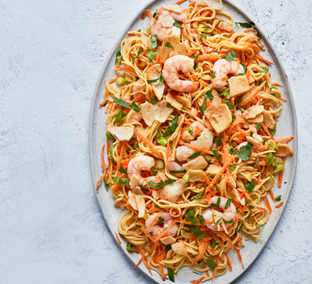 Peanut butter & prawn noodle salad