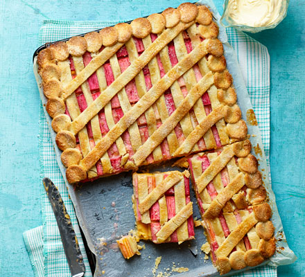 Rhubarb & custard slab pie