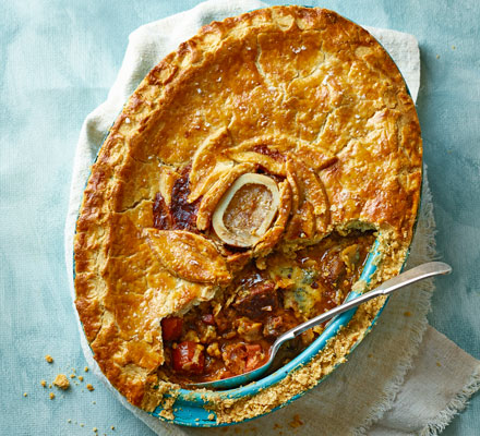 Steak & blue cheese pie