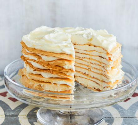 Lemon drizzle mille crêpe cake