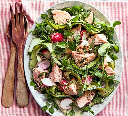 Garden salmon salad