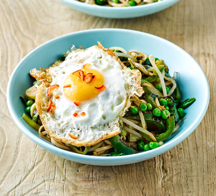 Miso noodles with fried eggs