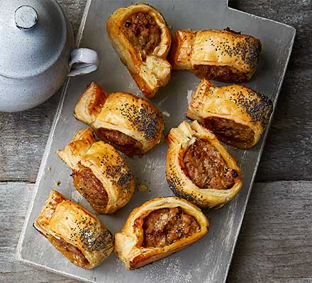 Caramelised onion & thyme sausage rolls