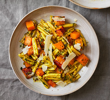 Squash & pesto pasta