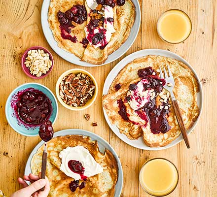 Blueberry cheesecake pancakes