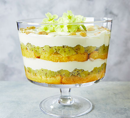 Gooseberry & elderflower trifle