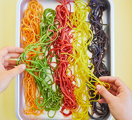 Rainbow spaghetti