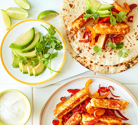 Halloumi fajitas