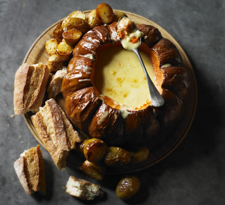 Baked pumpkin fondue