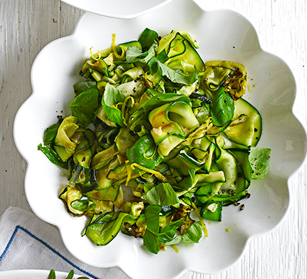 Warm lemony courgette salad