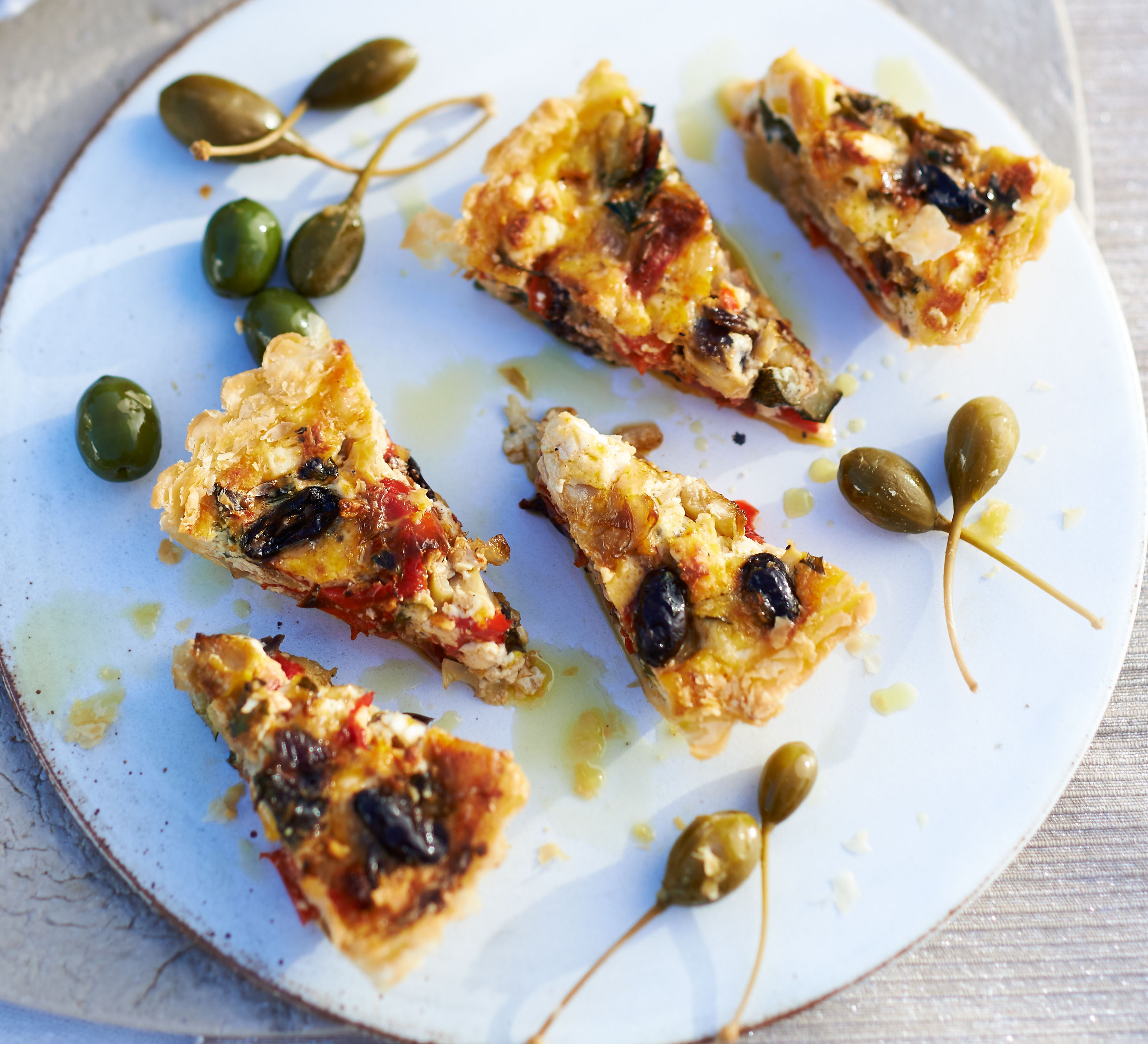 Goat’s cheese, fennel & roasted red pepper tart