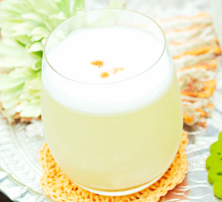 Mango Pisco sour